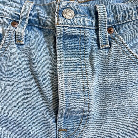LEVI'S 501 Original Cut-Off Shorts Light Wash Size 27 Button Fly High Rise - Picture 4 of 14